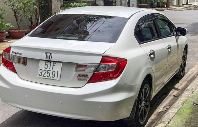 Honda Civic 2015 phiên bản tiết kiệm xăng có giá 24735 USD